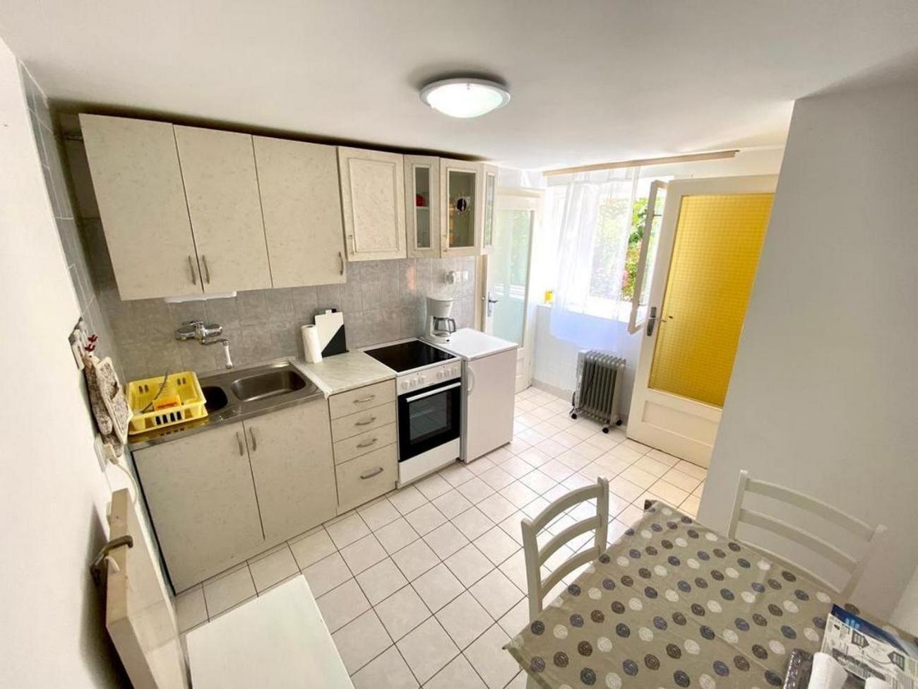 Apartments And Rooms With Parking Space Mali Lošinj Kültér fotó